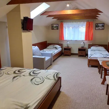 Onyks 홈스테이 스클라르스카포렘바