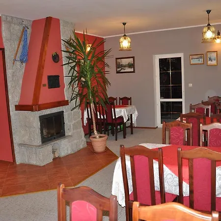 Onyks * 스클라르스카포렘바